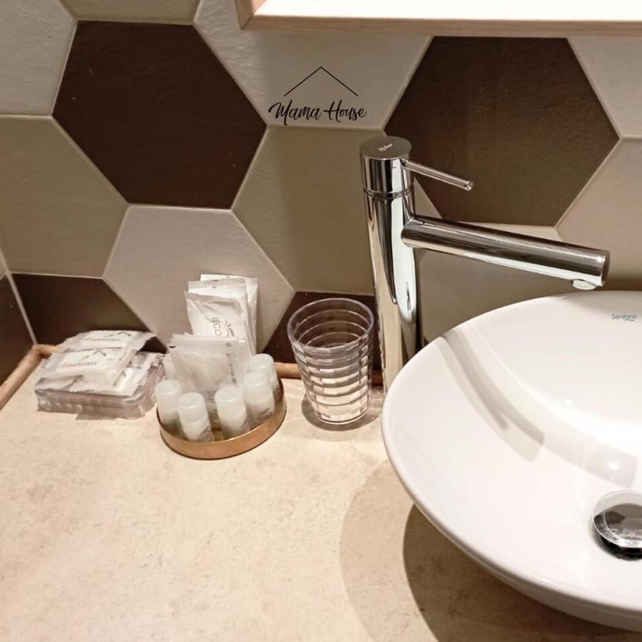 Mama House Hotel Milano Eksteriør billede